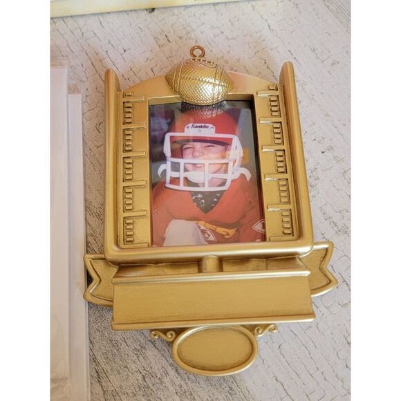 Hallmark football 2005 every kid's a star! ornament photo holder Xmas - Picture 3 of 7